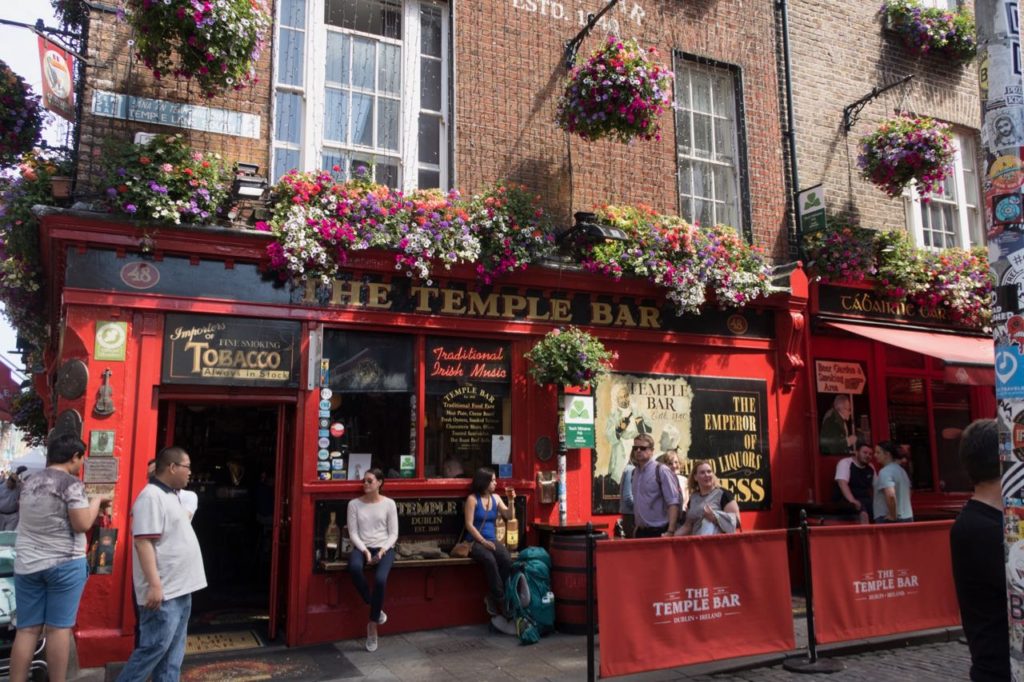 the famous temple bar