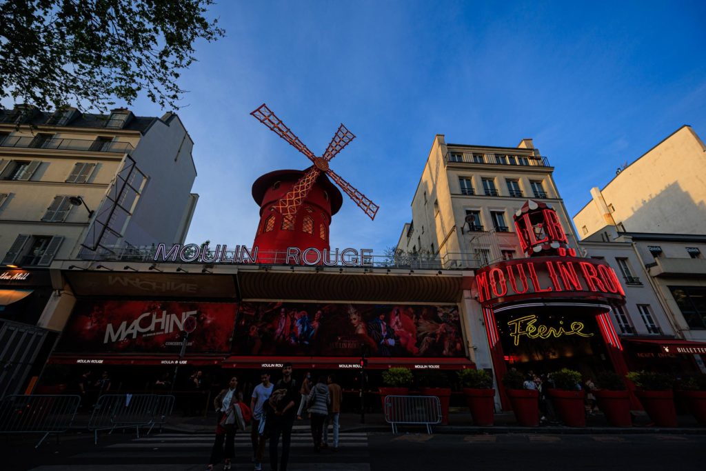 Moulin rouge week Paris itinerary